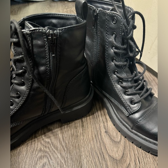 ALDO goer boot - Picture 4 of 8